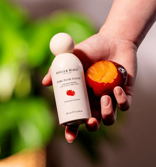 Brume pour cheveux et corps Fusion Prune Foncée 100ml - Atelier Rebul